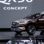 05-roland-krueger-with-qx50-concept-at-naias-2017-21