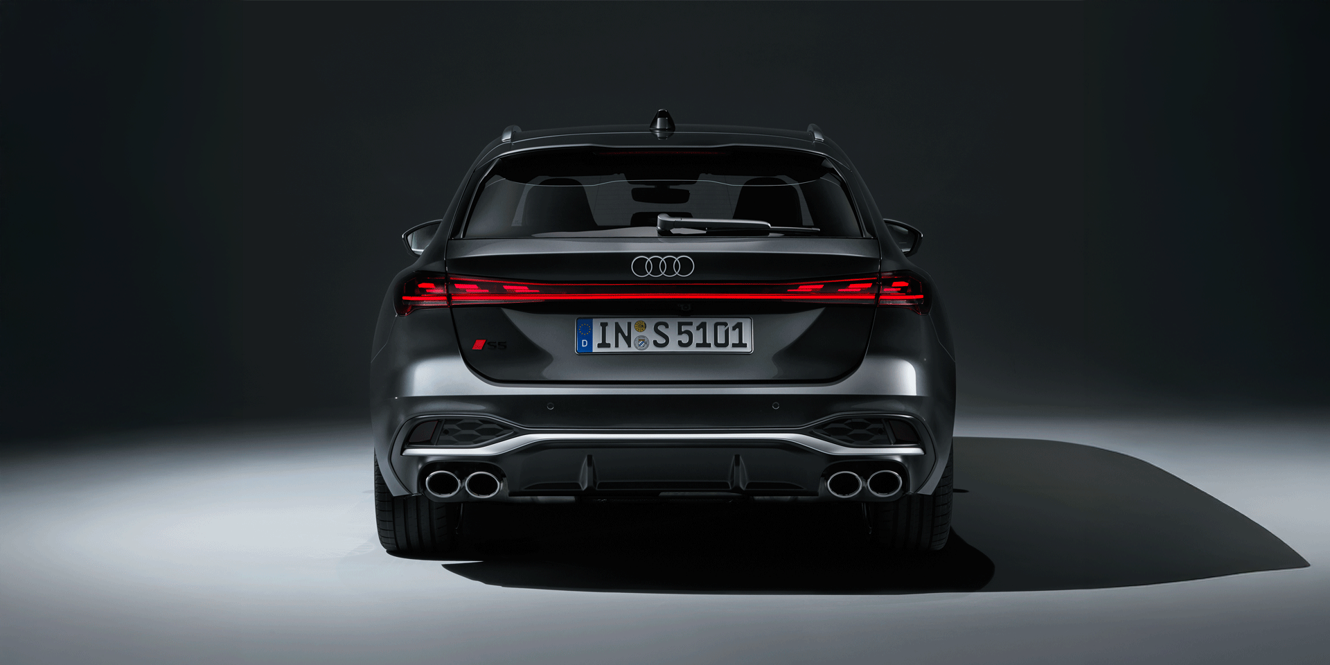 Audi Lighting Technology — OLED rear and Matrix LED front